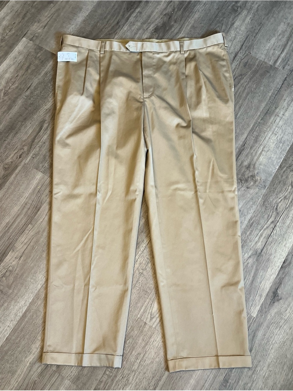 Classic Men's Straight-Fit Khaki Dress Pants 48x32